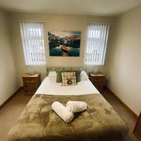 Lilly With Hot Tub *